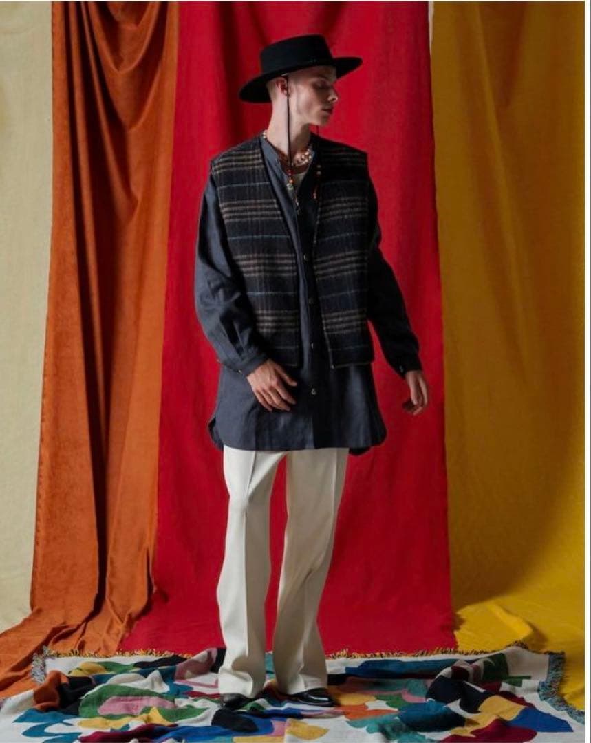 【完売品】AMBERGLEAM リバーシブルウールベスト