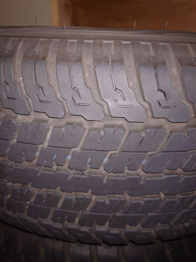 三菱トライトンGSR純正タイヤ＆ホイールセット1台分265/60R18[送料込]