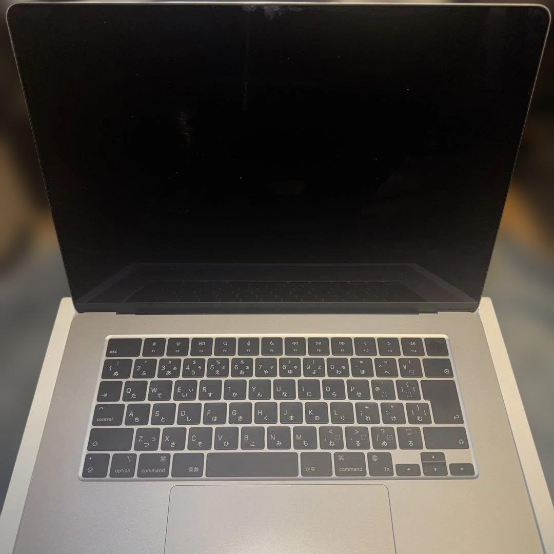 Apple MacBook Air M3 15インチ16/512GB ジャンク品