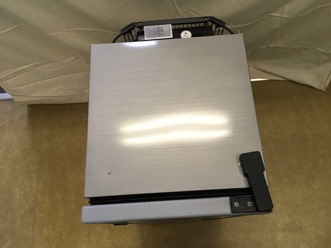 ハイネケン　冷蔵ショーケース　CCV24 非売品