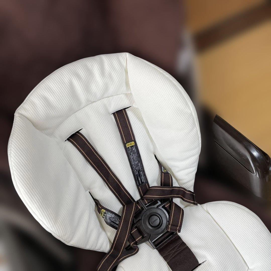 Combi nemulila AUTO SWINGベビーラック・チェア