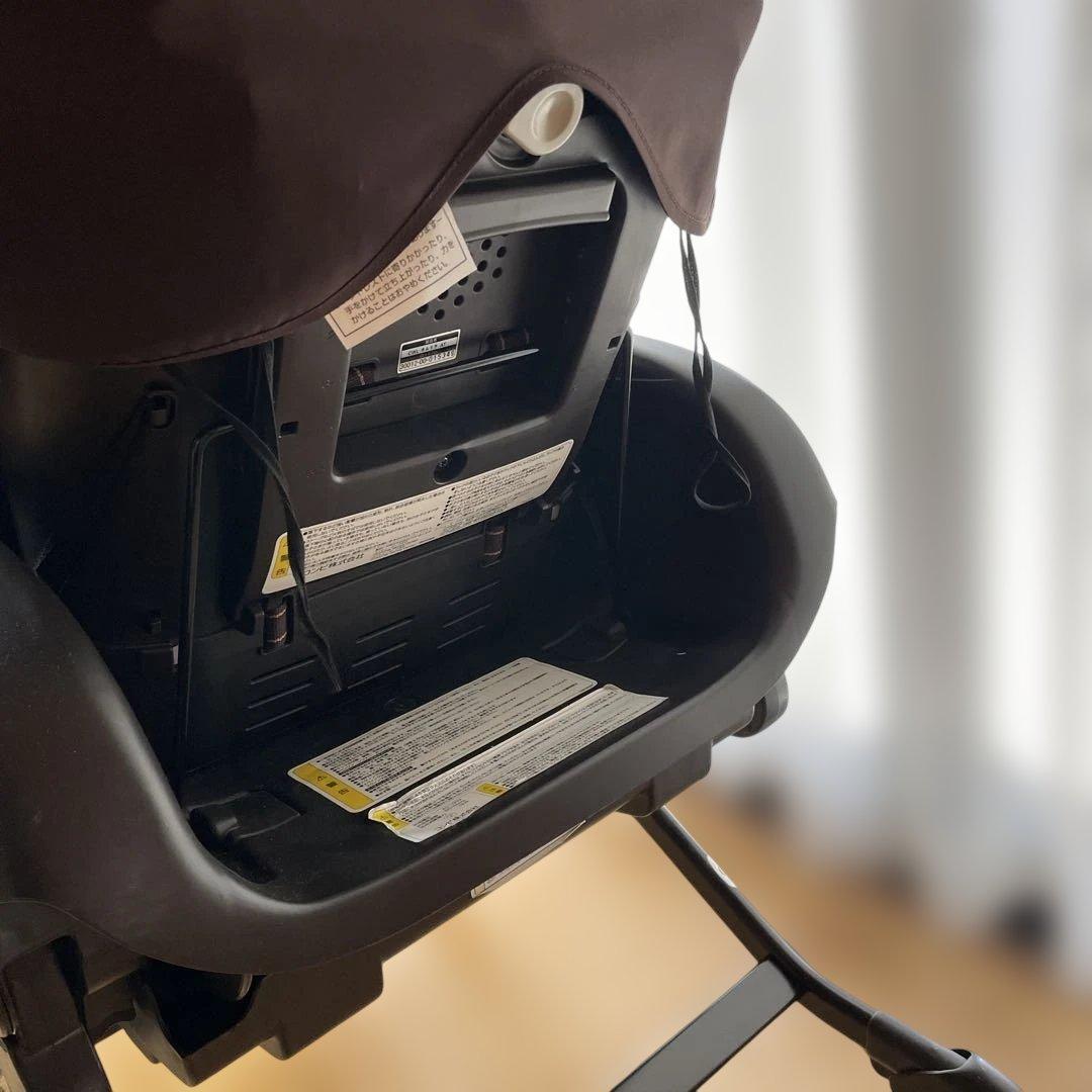 Combi nemulila AUTO SWINGベビーラック・チェア