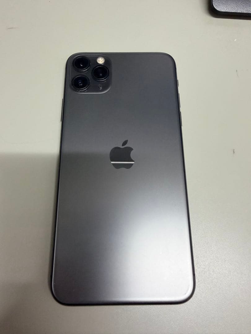 iPhone11ProMaxスペースグレー 256GB 本体　SIMフリー