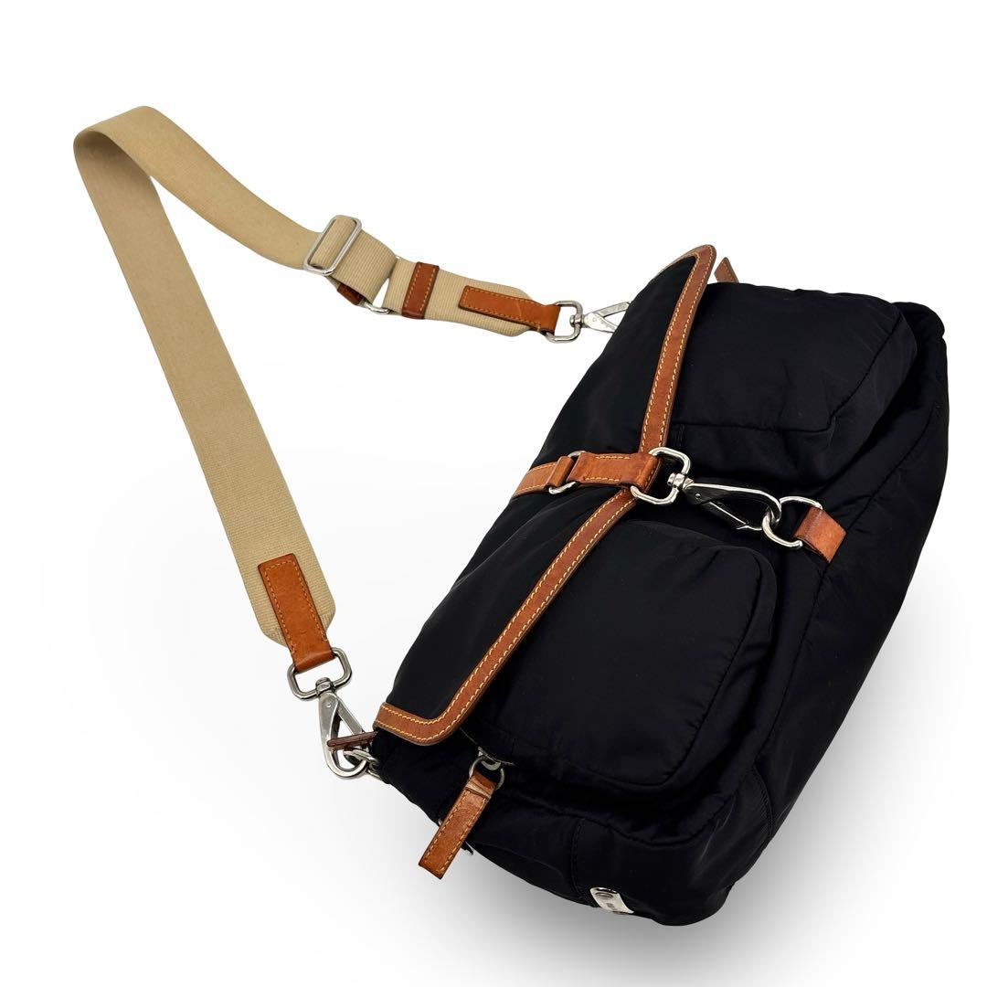 極美品】miu miu ミュウミュウ　ショルダーバッグ　アーカイブ 　レザー 黒