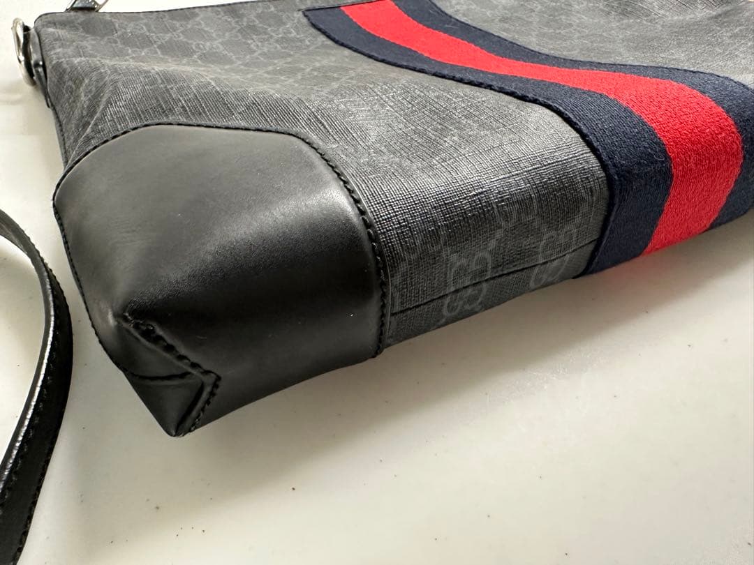 GUCCI GGスプリームキャンバス×レザー