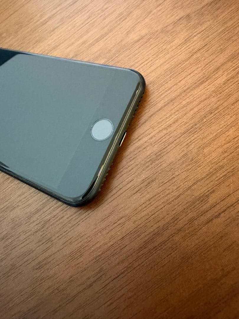 ◆美品◆iPhoneSE 第二世代 バッテリー純正85%＋iFace