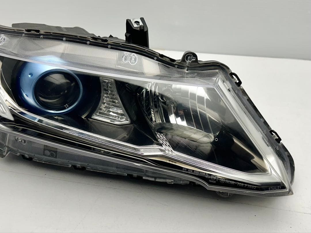 オデッセイ アブソルート ヘッドライト キセノン HIDレベ バラ付 P7692