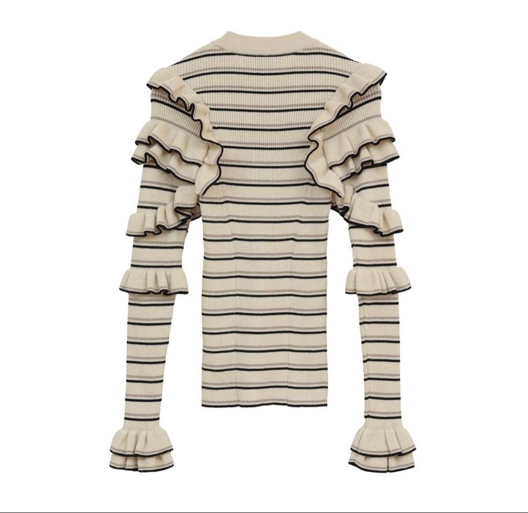 クラネ　FRILL SLEEVE KNIT TOPS
