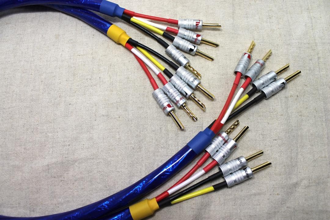 7700α ゾノトーン ZONOTONE 1m2本　4出力4入力用です。