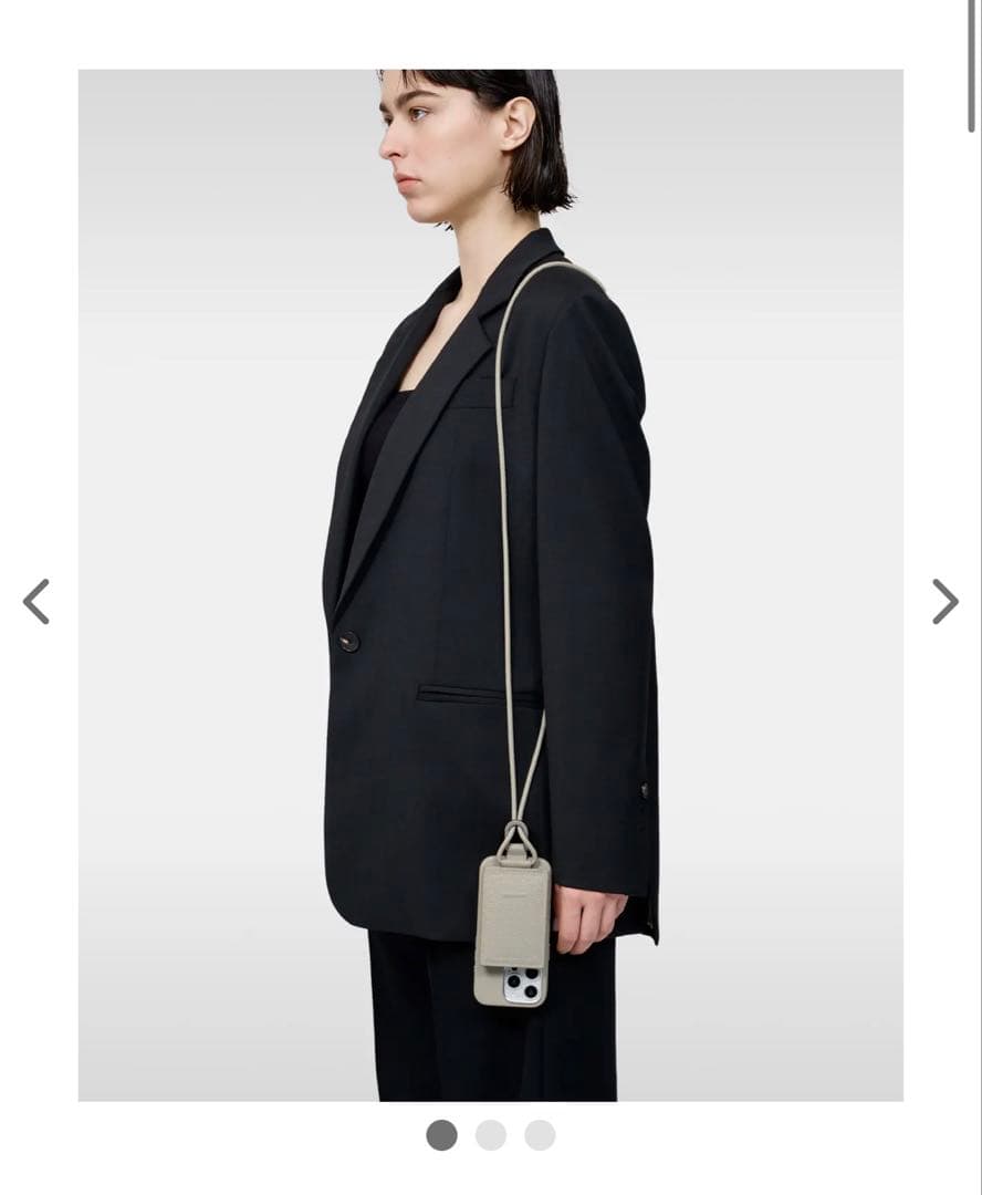 objects.io ケース・ストラップ付きマイクロバッグ　15 PRO MAX