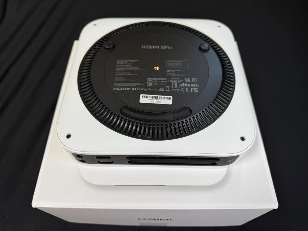 【美品】XGIMI Elfin プロジェクター 本体、付属品、箱有り