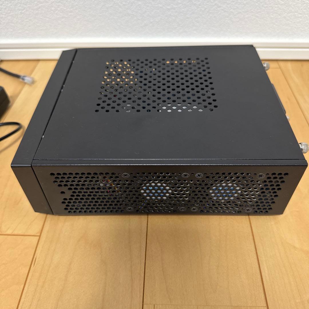 ミニPC Shuttle XH110G