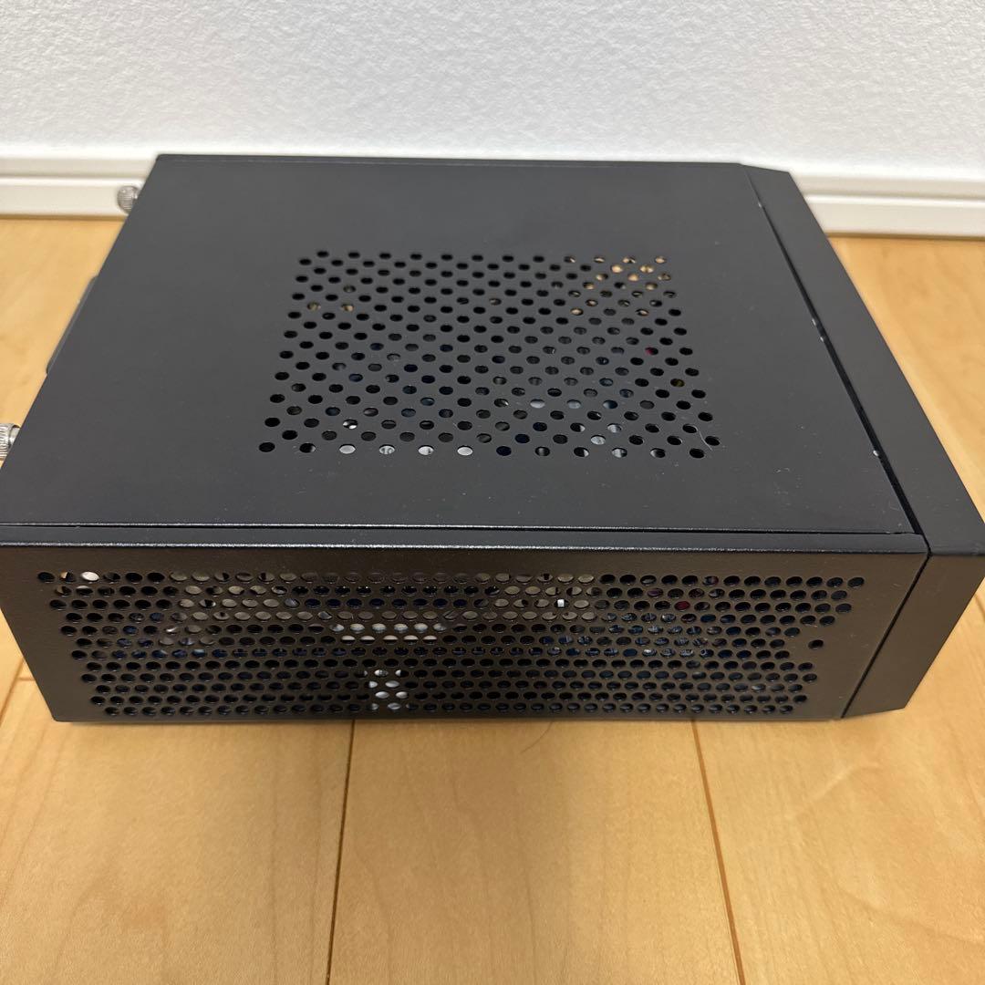 ミニPC Shuttle XH110G