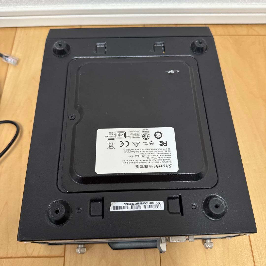 ミニPC Shuttle XH110G