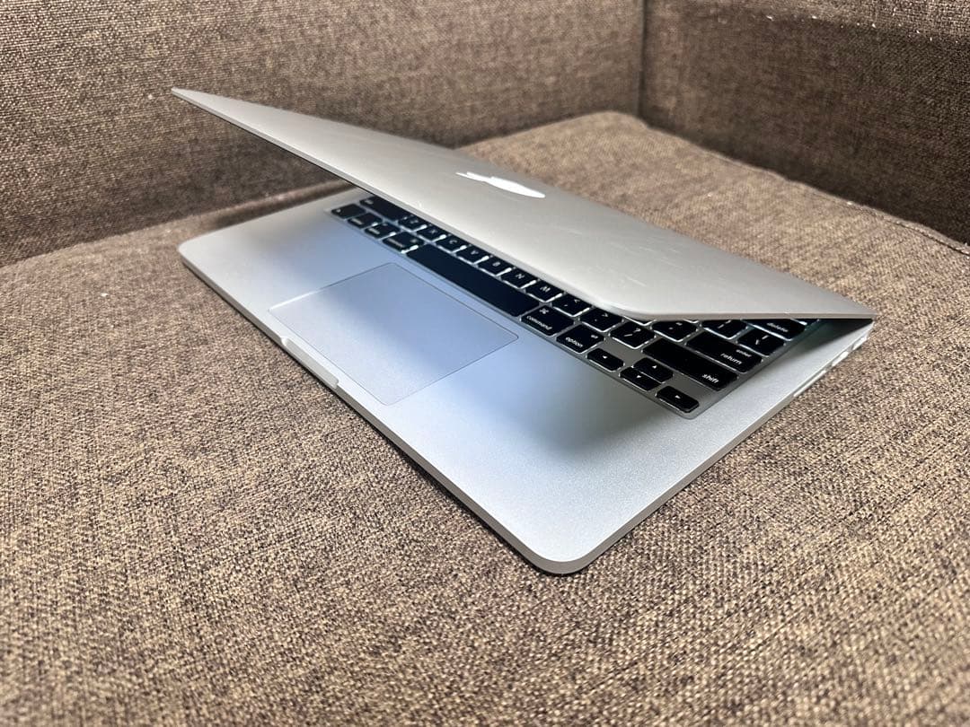 Apple MacBook シルバー Pro i7-16GB-1TB USキー