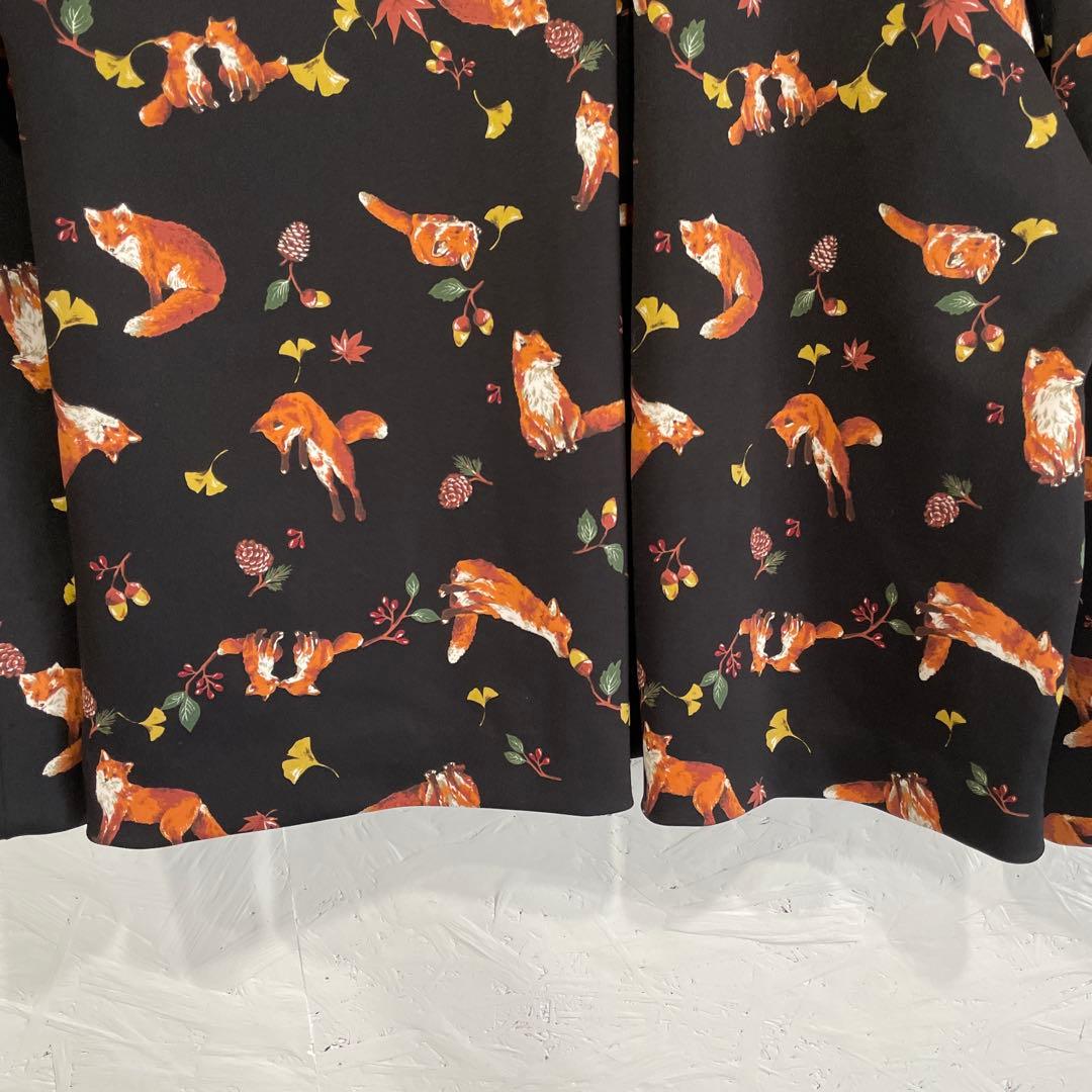 新品未使用タグ付き【ふりふ】キツネスクエアコート　ショートコート　黒　F