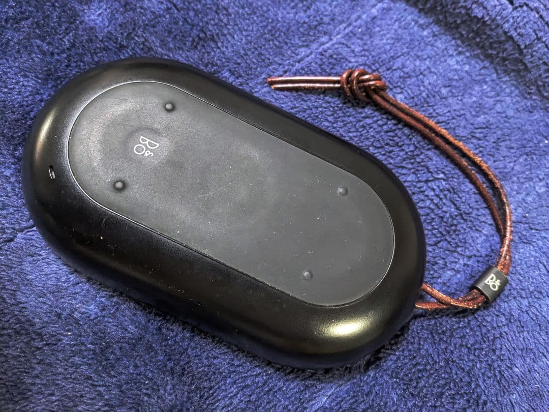 Bang & Olufsen ワイヤレスポータブルスピーカーBeoPlay P2