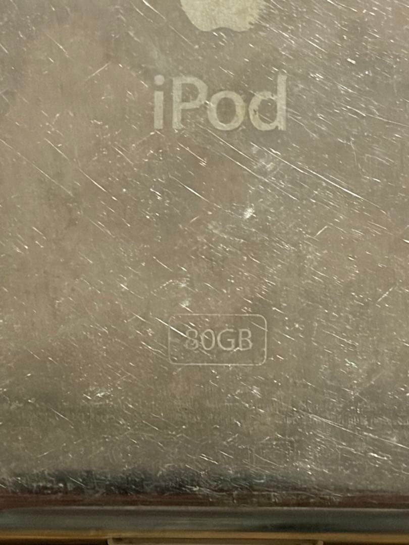 iPod Classic 80GB MB029J 第6世代 シリコンカバー付き