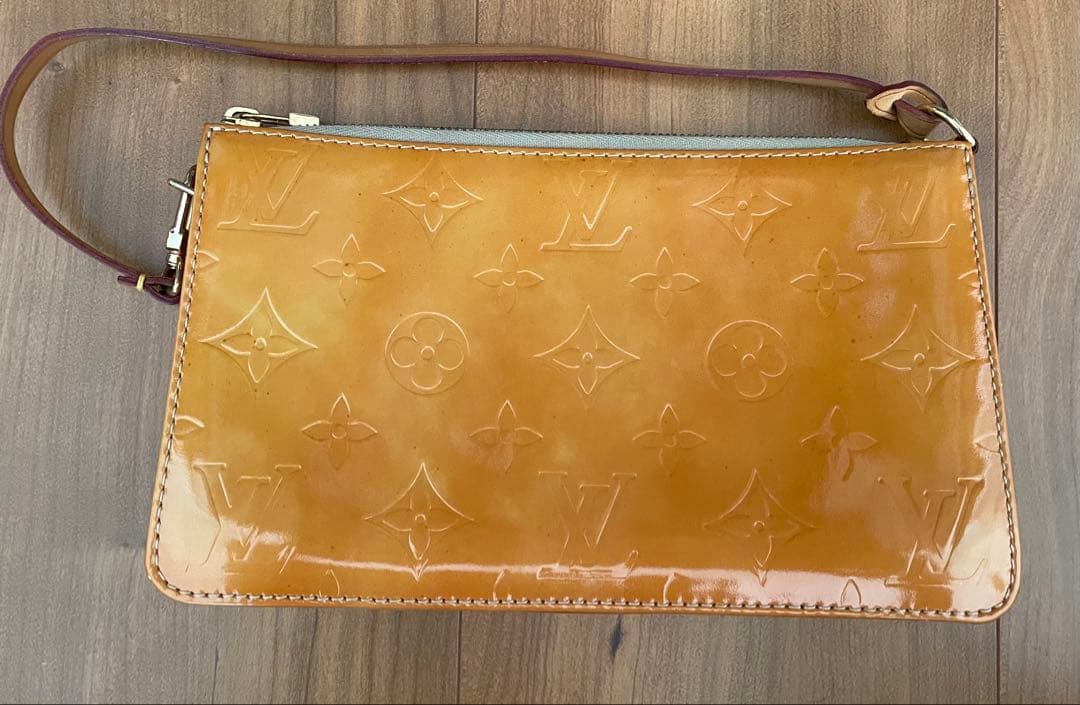 ルイヴィトン モノグラムヴェルニ　レキシントン　ポーチ　バッグ