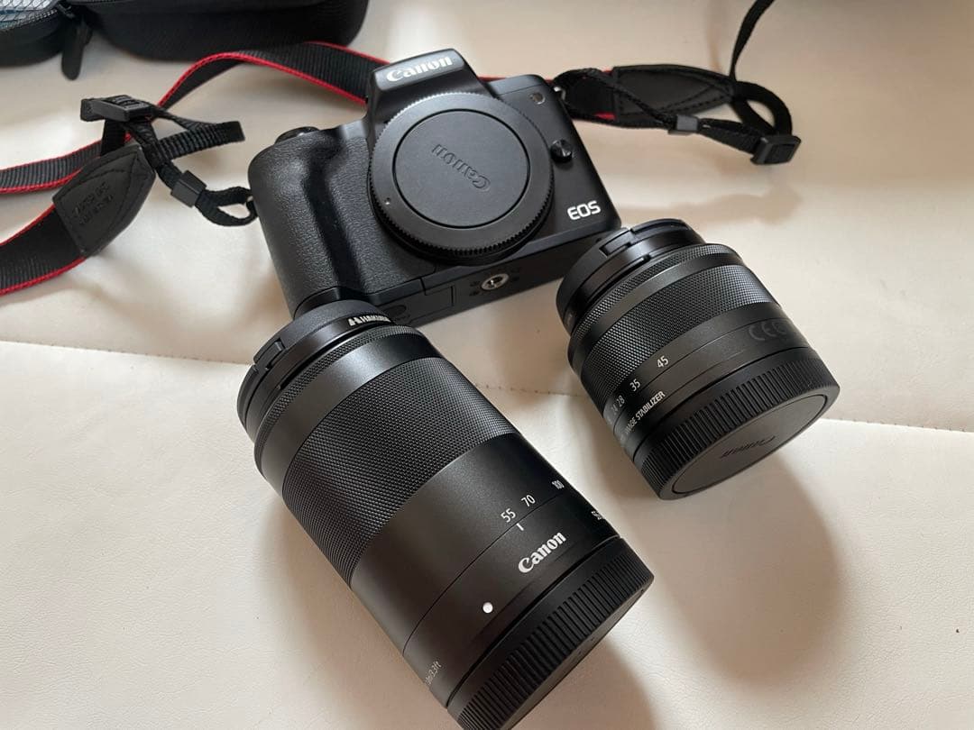 Canon EOS Kiss M ミラーレスカメラセット