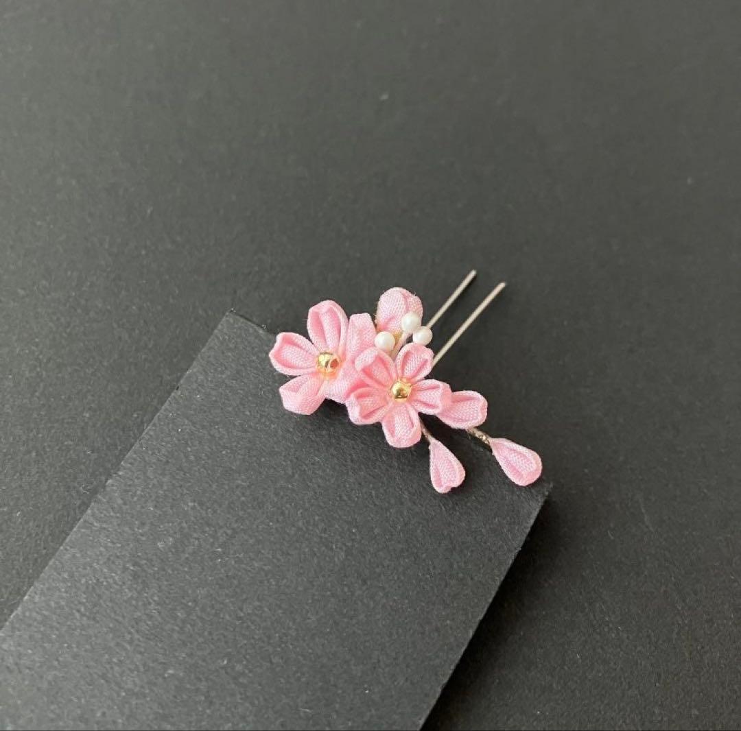 ドール用　ホワイト×ピンク和風かんざし 髪飾り　リカちゃん　振袖　着物