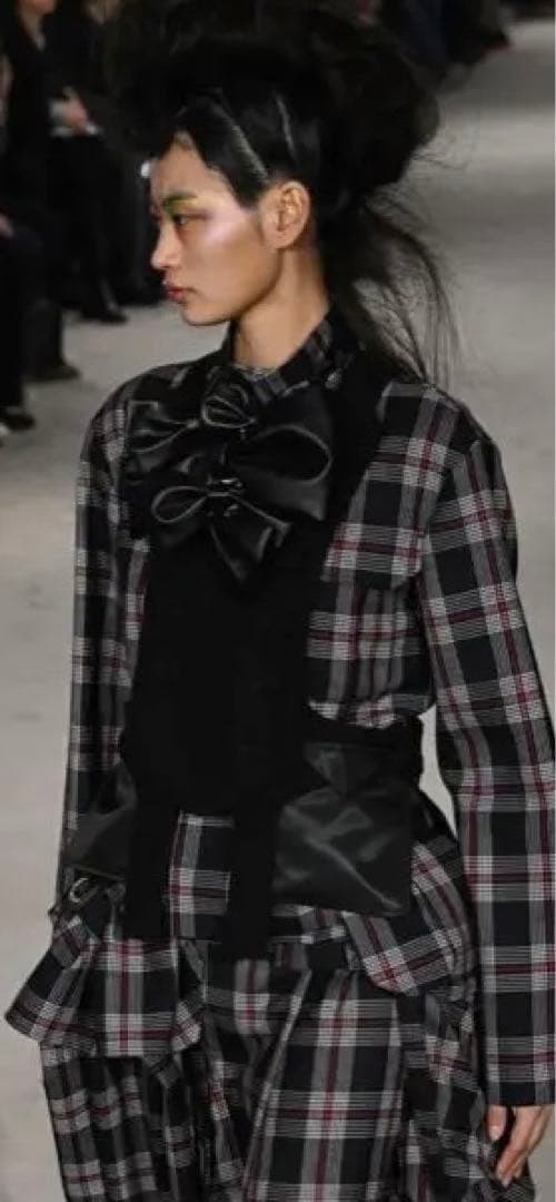 【超貴重】ノワールケイニノミヤ リボンハーネス24AW