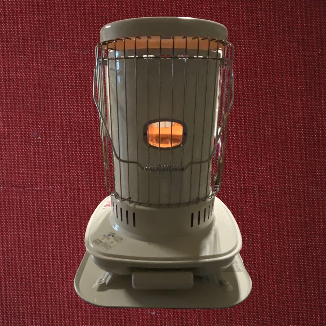 CORONA コロナ 自然通気形開放式石油ストーブ SL-66F、2013年製。