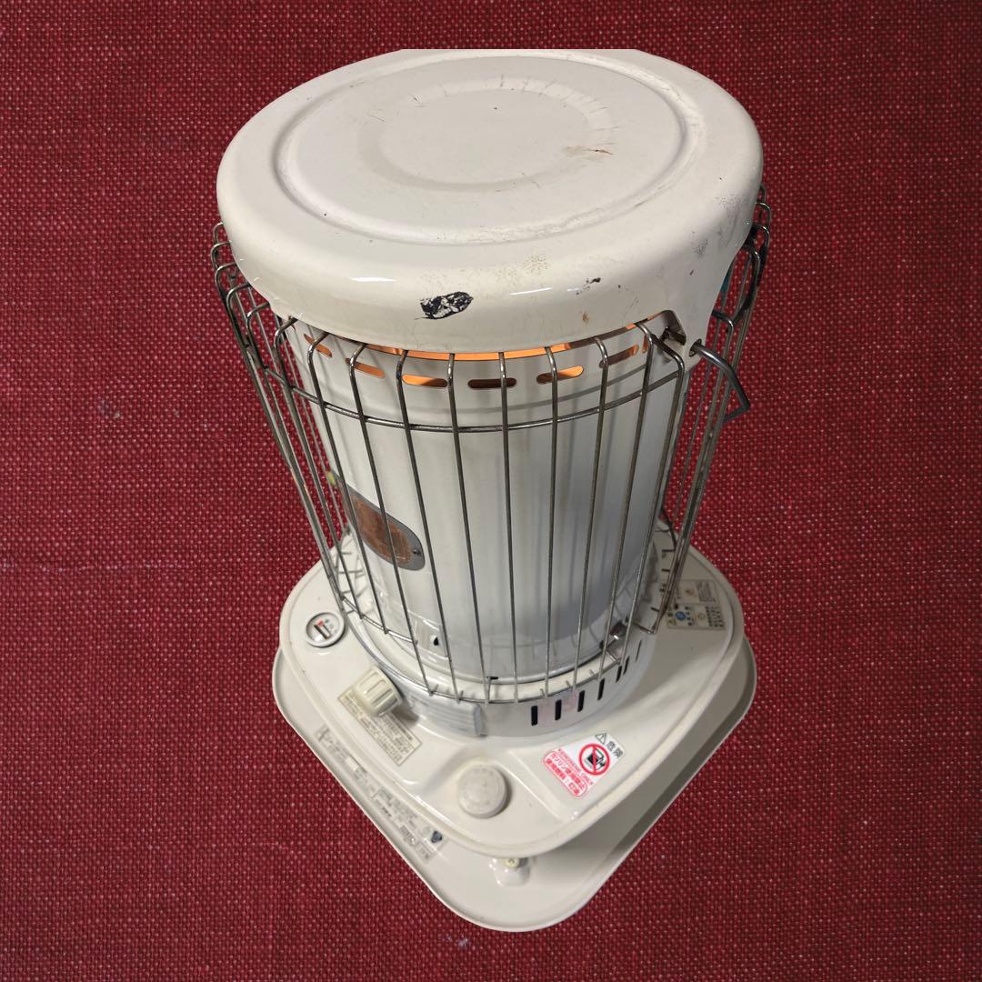 CORONA コロナ 自然通気形開放式石油ストーブ SL-66F、2013年製。
