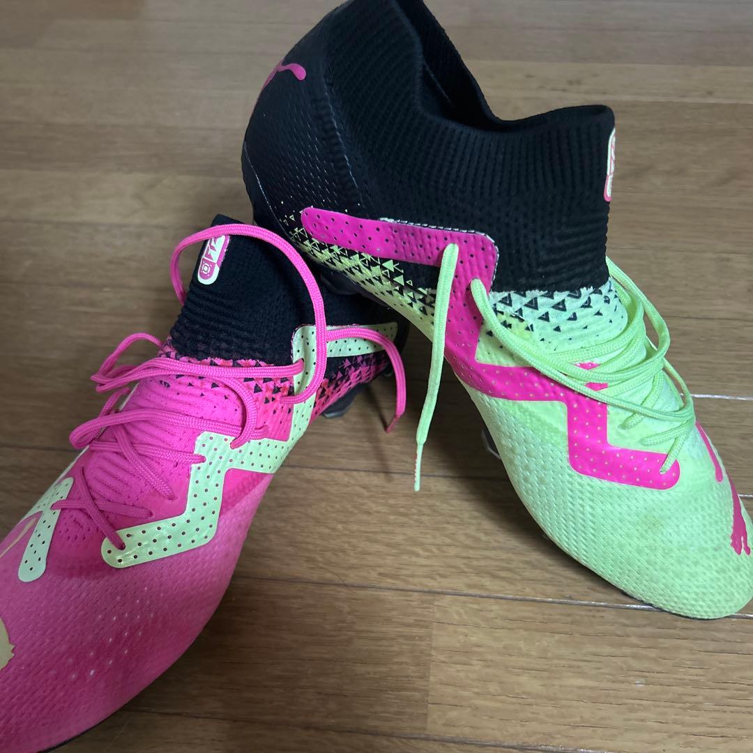 プーマ　サッカースパイク　キーパーグローブ　セット