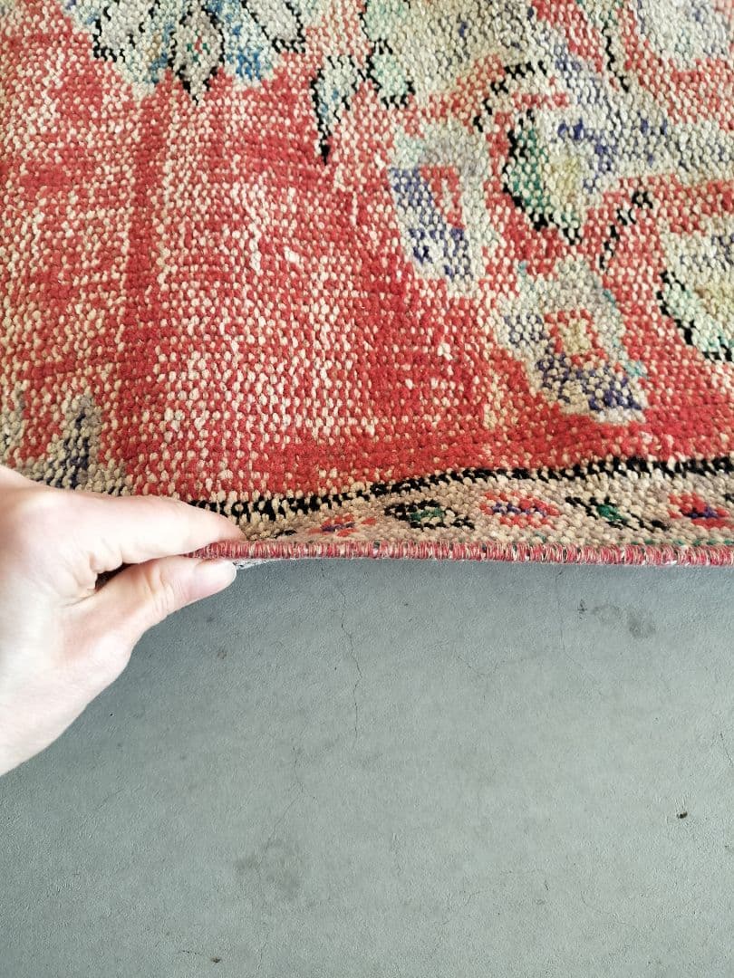 大判/シャビーレッドのヴィンテージトルコラグ　No.733