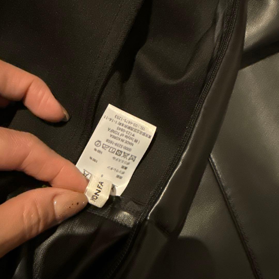 【新品未使用】YONFA⭐︎ヨンファ⭐︎レザーキックフレアパンツ⭐︎S size
