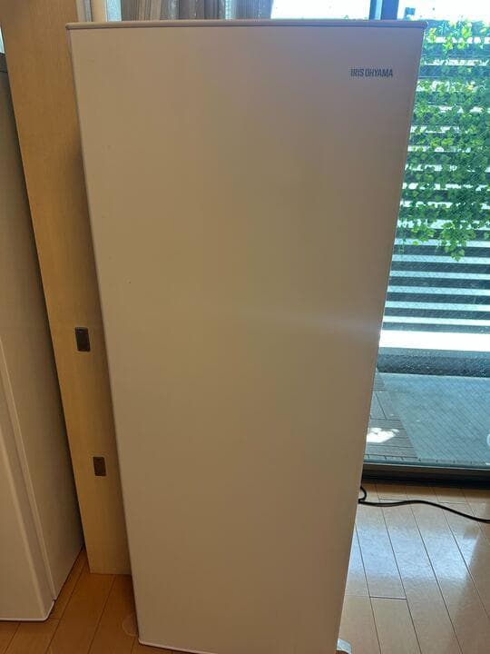 IRIS OHYAMA KUSN-14B 冷凍庫 142L(ホワイト)