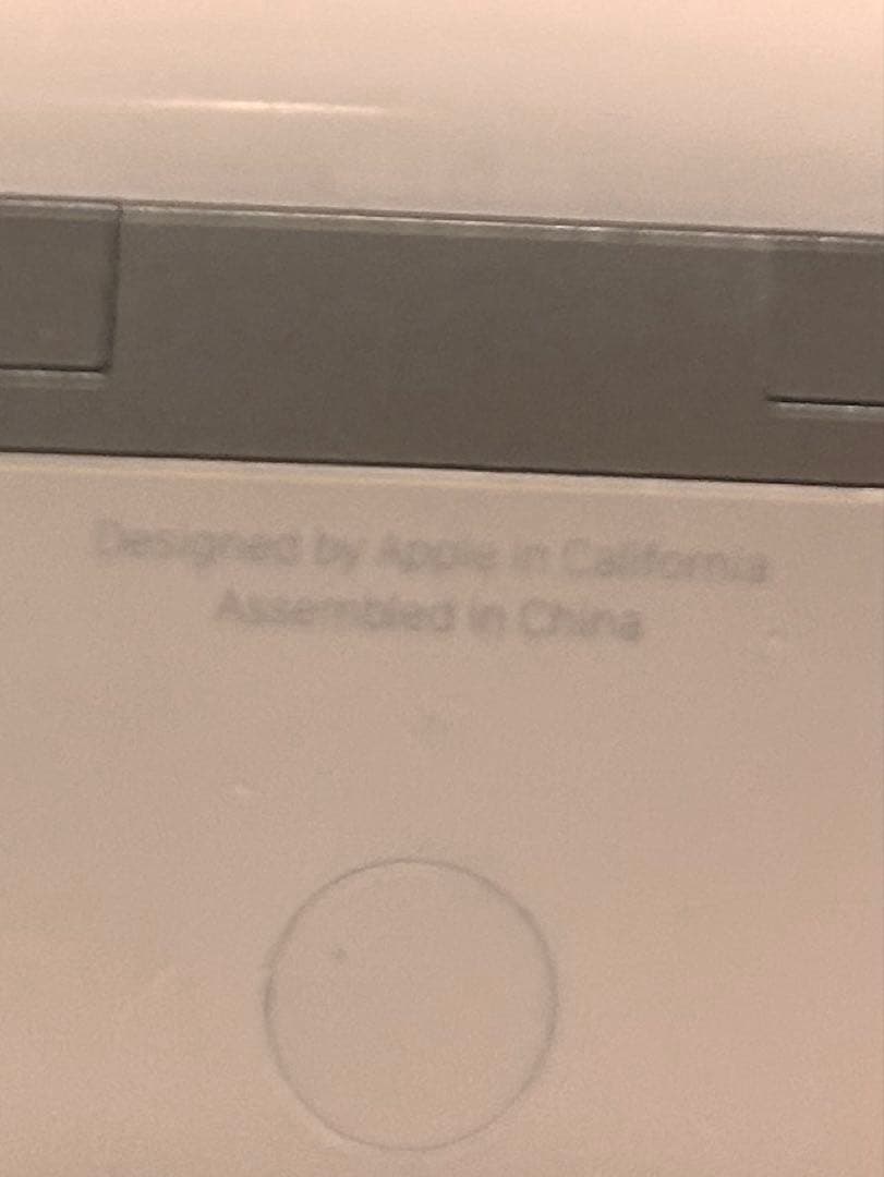 AirPods Pro (第2世代) 本体　正規品　ライトニング付き　付属品完備