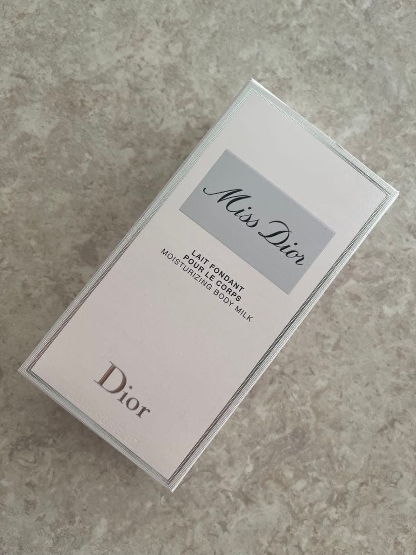 【新品・箱付】Miss Dior ミスディオール　ボディミルク　200ml