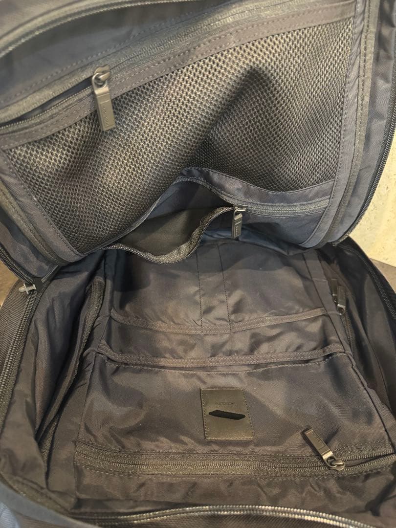 バッグ MONOLITH 1WAY PRO SOLID M BLACK