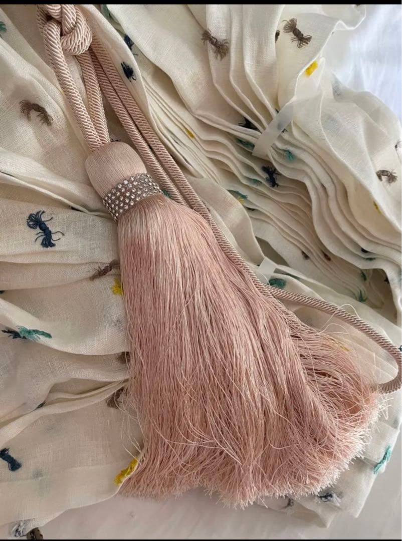 akiko高級輸入カーテンのタッセルマナトレーディング一本 あと３本