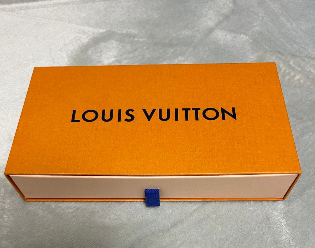 値下げ！【難あり】ルイヴィトン ポルトフォイユ エミリー 長財布 保存箱付