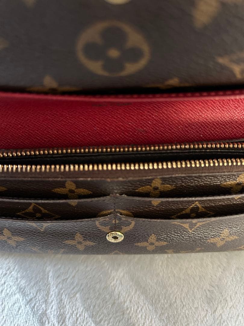 値下げ！【難あり】ルイヴィトン ポルトフォイユ エミリー 長財布 保存箱付