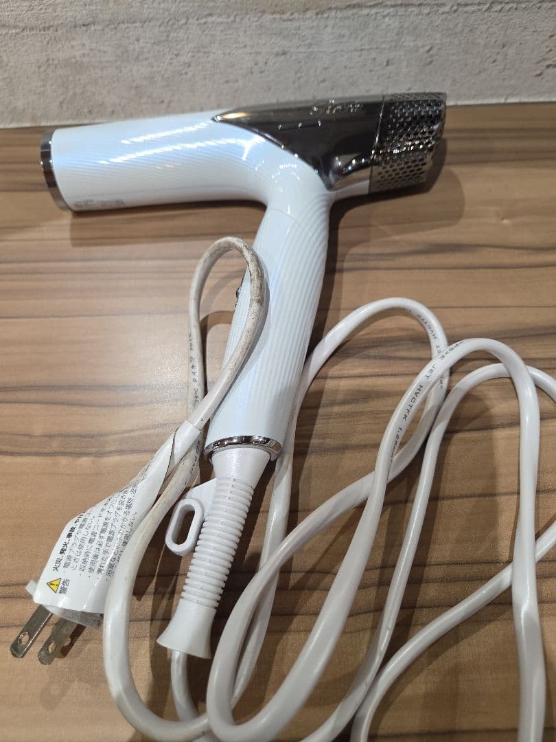 リファ ビューテック ドライヤー スマート 現状動作品｜保証なし｜付属品なし