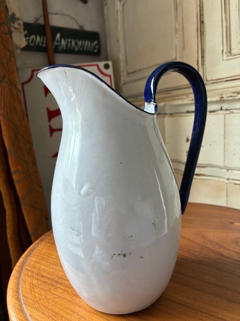フランス　アンティーク　ホーロー　ジャグ　ピッチャー　水差し　ホワイト　100年