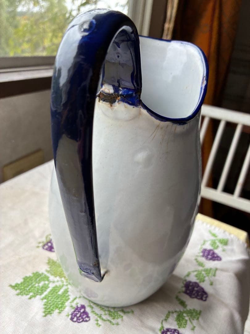 フランス　アンティーク　ホーロー　ジャグ　ピッチャー　水差し　ホワイト　100年