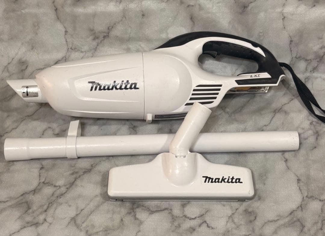 Makita 充電式クリーナー 本体 充電器 バッテリー