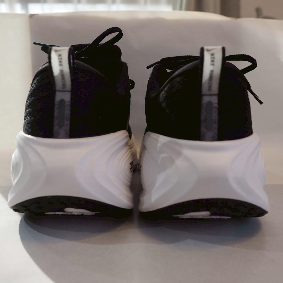 マ*K様 ナイキ　ボメロプラス 27.5cm