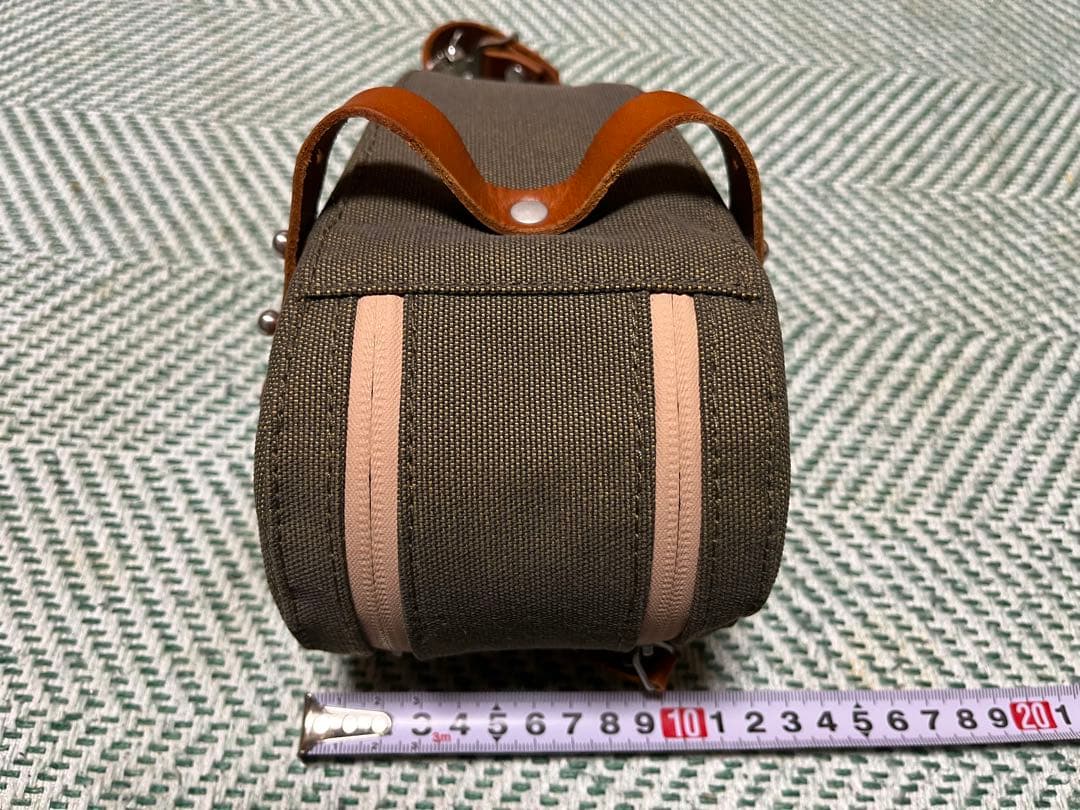 BROOKS サドルバッグ オリーブグリーン