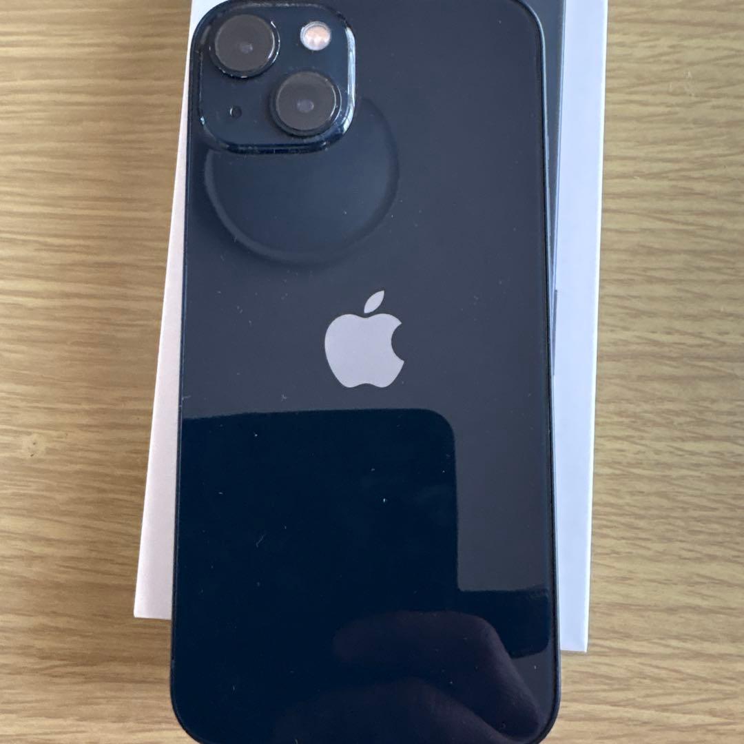 iPhone 13ミッドナイト256GB 充電ケーブル新品付　フルクリアガラス付