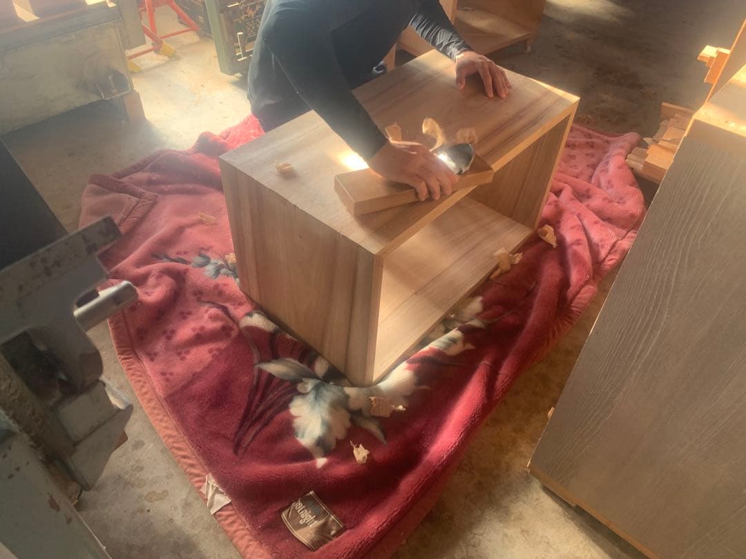 ☆Aya,☆ロ型(楠、無塗装)無垢家具キャビネット製作●確認