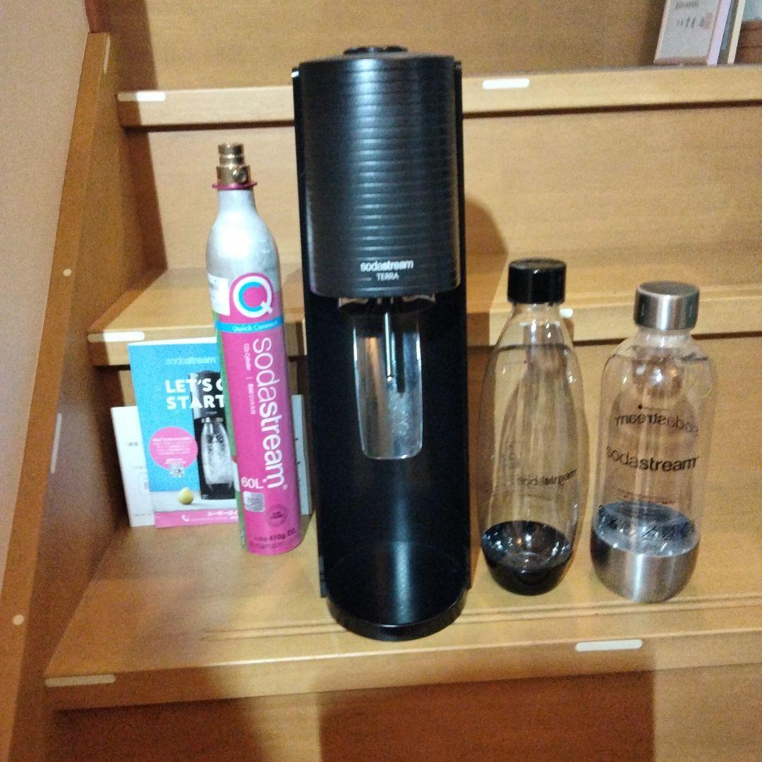 ソーダストリームテラスターターキット&1リットルボトル&空ガスシリンダー