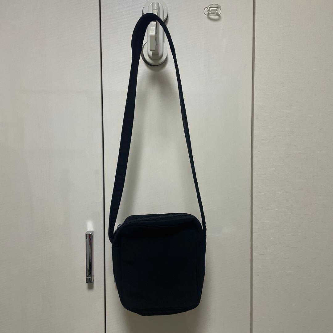 miumiuショルダーバッグ　90s ブラック