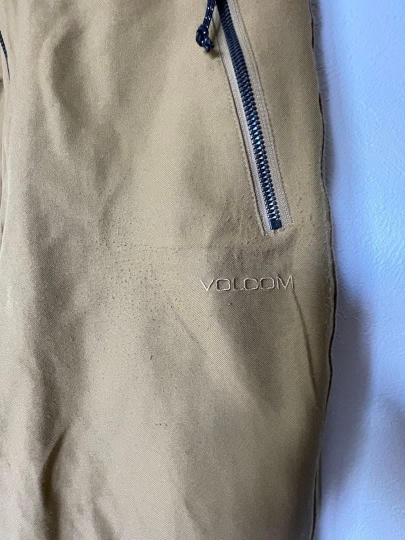 め*ん様 VOLCOM スノーボードウェア ベージュ オーバーオール ビブパンツ