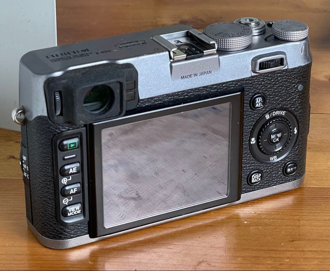 【名機・希少】FUJIFILM FinePix X100 初代